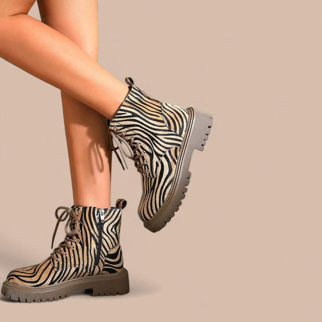 Elise de Paris | Bottes à lacets imprimé zèbre