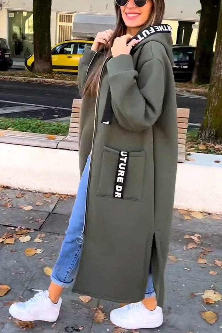 Elise de Paris| Le manteau-cocon qui allie confort