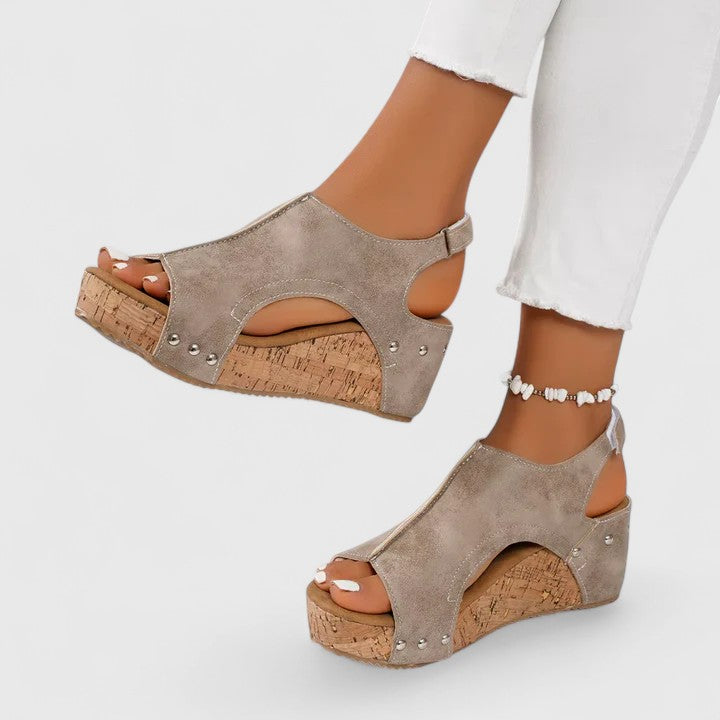 Jolyna® | Ortopedické sandály